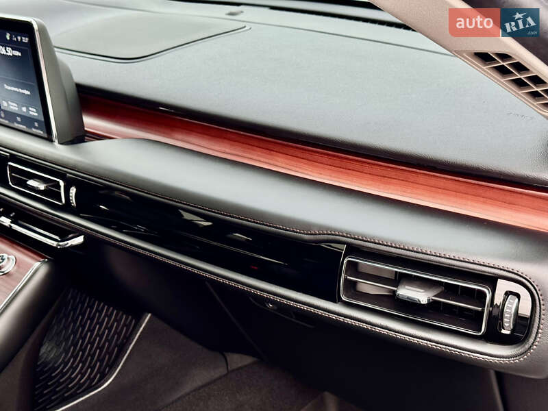 Позашляховик / Кросовер Lincoln Aviator 2022 в Києві фото 64 Позашляховик / Кросовер Lincoln Aviator 2022 в Києві