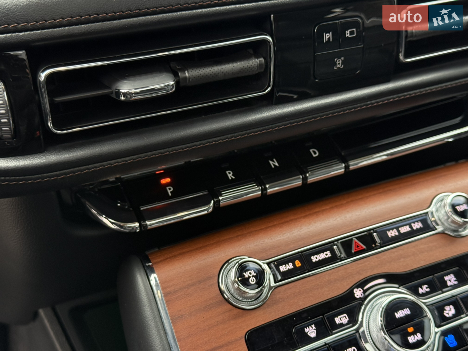 2020 Lincoln Aviator - мініатюра 58