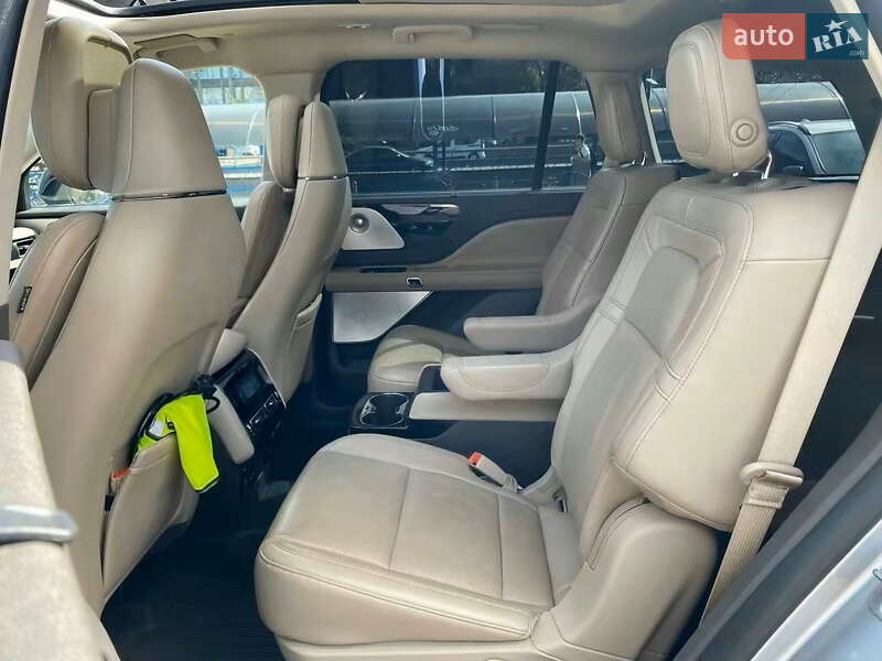 Позашляховик / Кросовер Lincoln Aviator 2019 в Києві фото 25 Позашляховик / Кросовер Lincoln Aviator 2019 в Києві