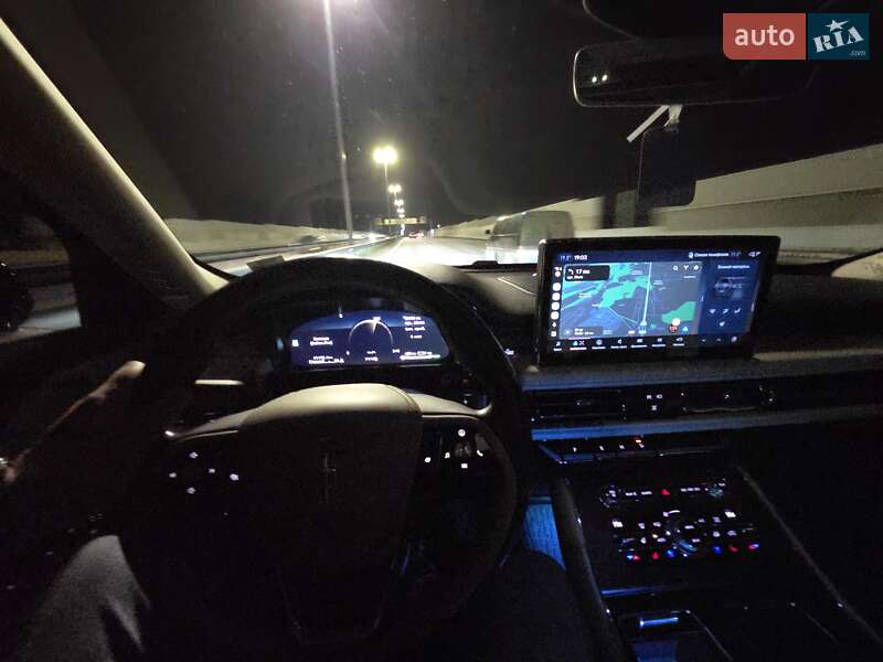 Позашляховик / Кросовер Lincoln Aviator 2020 в Києві