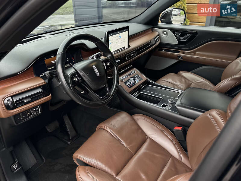 Позашляховик / Кросовер Lincoln Aviator 2019 в Шептицькому