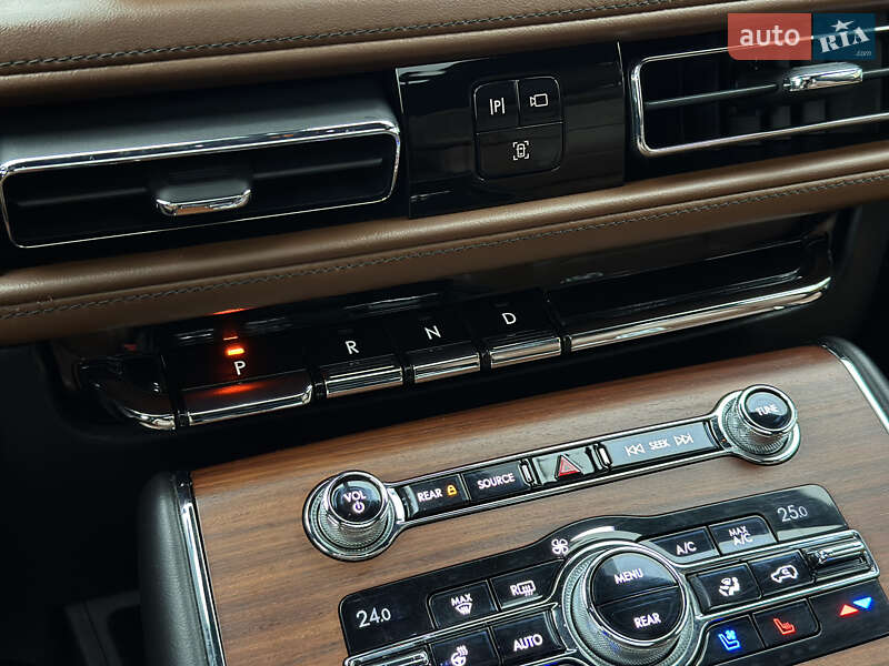 Позашляховик / Кросовер Lincoln Aviator 2019 в Шептицькому