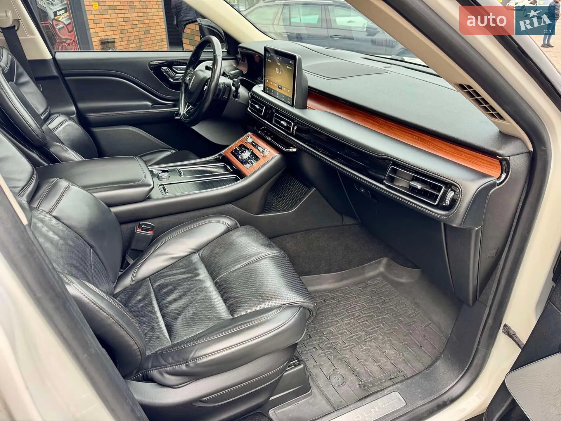 2020 Lincoln Aviator - мініатюра 7