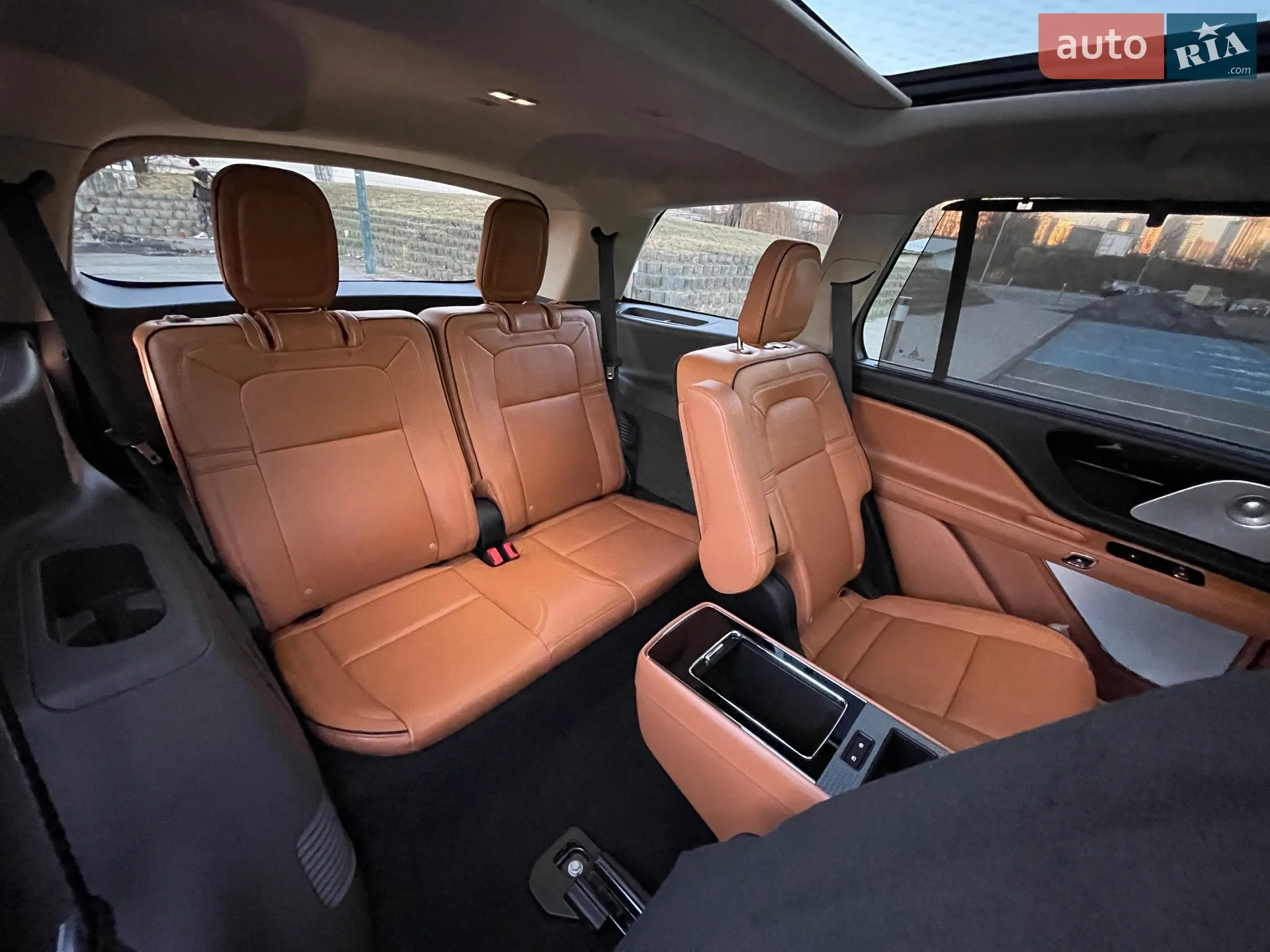 2020 Lincoln Aviator - мініатюра 40