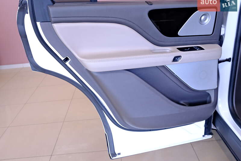 Внедорожник / Кроссовер Lincoln Aviator 2022 в Одессе