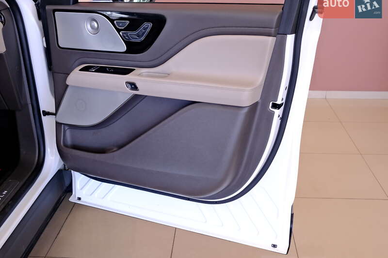 Внедорожник / Кроссовер Lincoln Aviator 2022 в Одессе