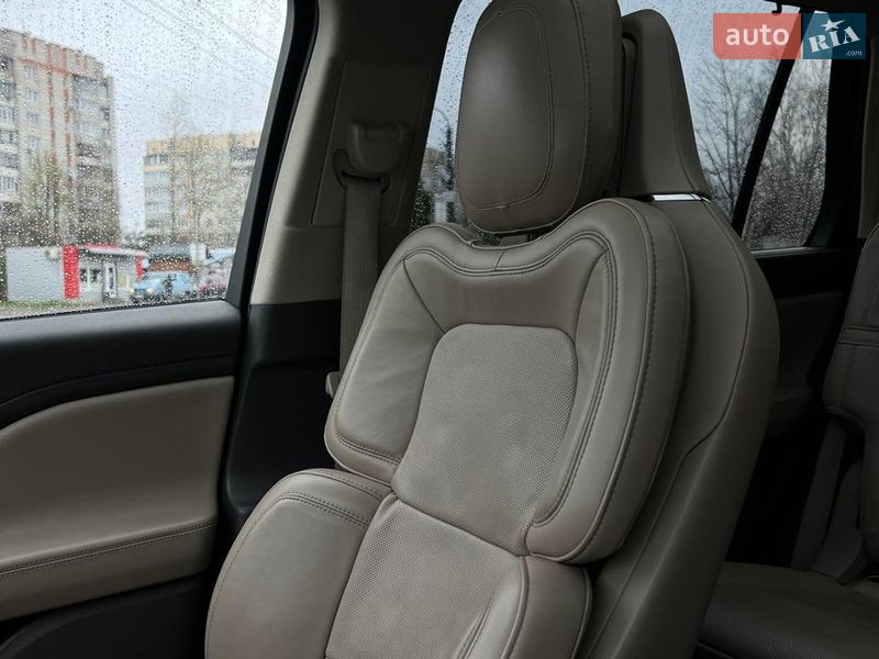 Внедорожник / Кроссовер Lincoln Aviator 2021 в Львове