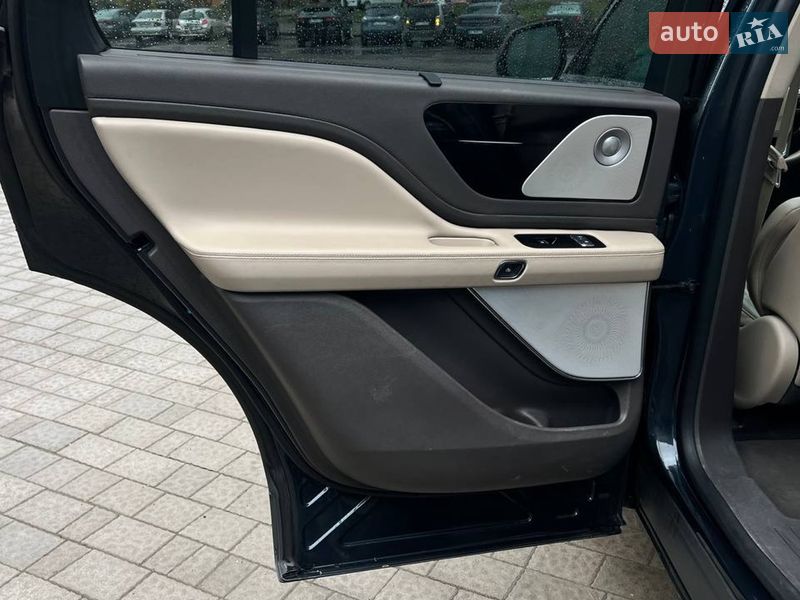 Внедорожник / Кроссовер Lincoln Aviator 2021 в Львове