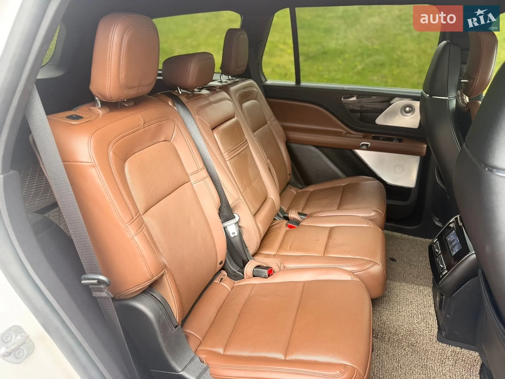 2022 Lincoln Aviator - мініатюра 49