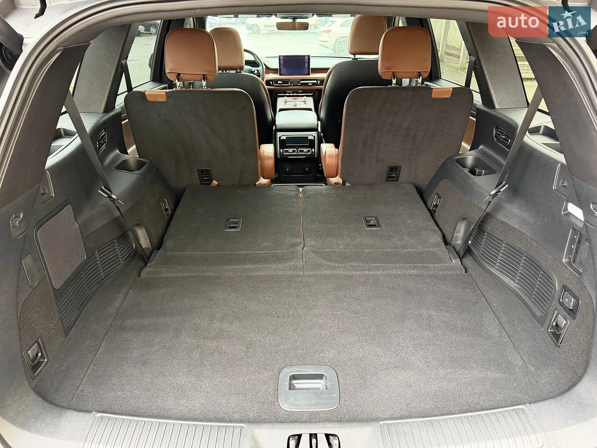 2023 Lincoln Aviator - мініатюра 30