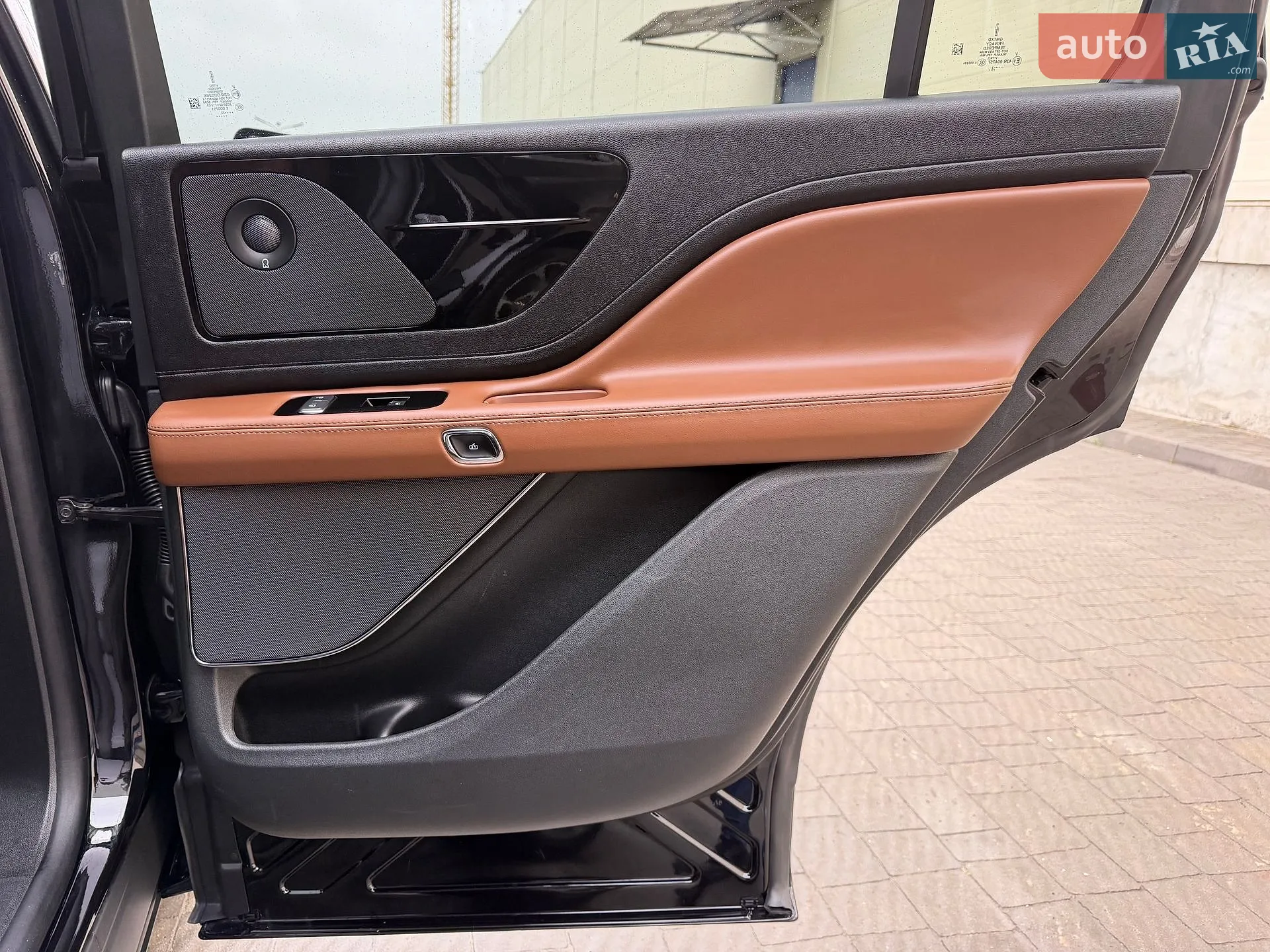 2023 Lincoln Aviator - мініатюра 26