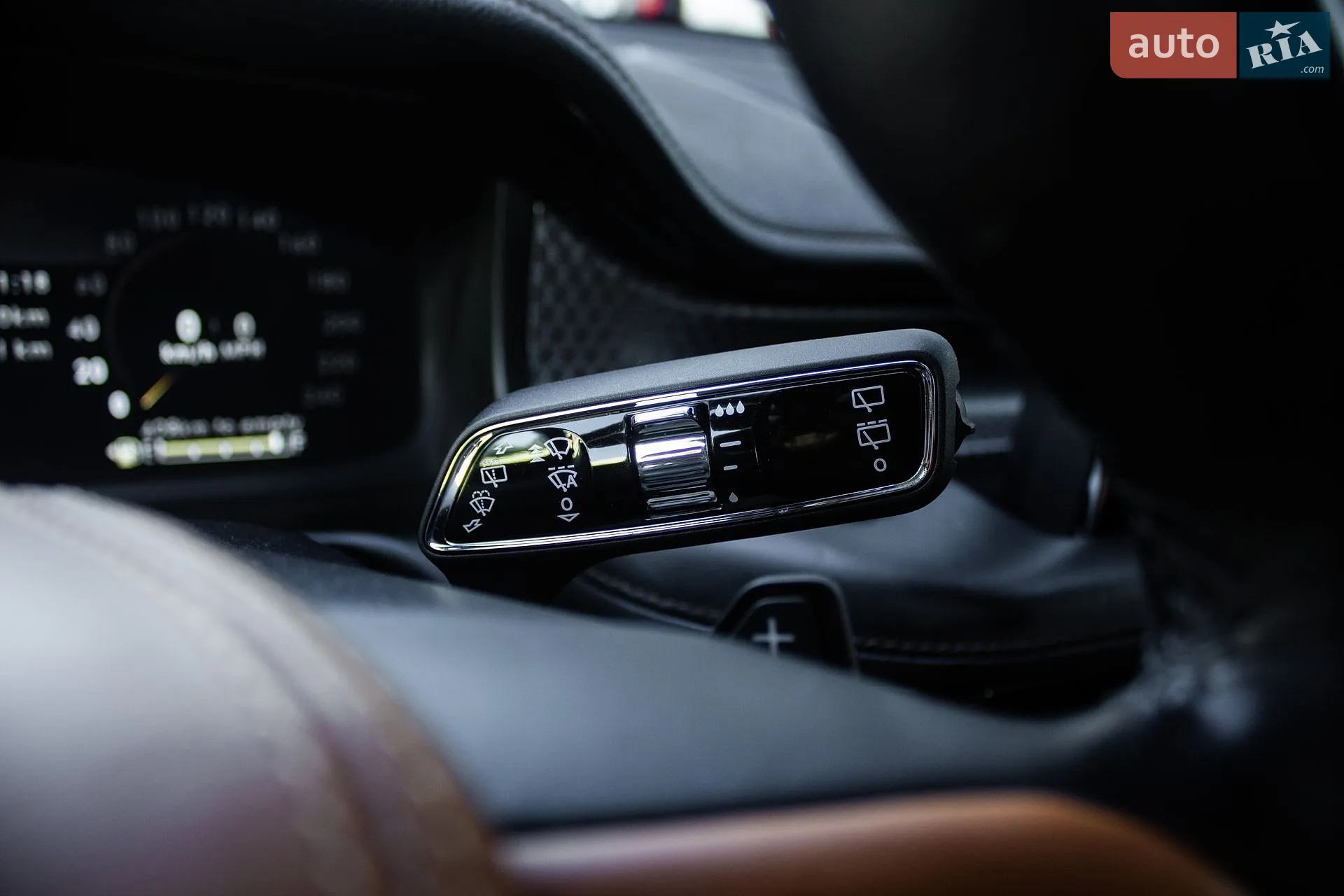 2020 Lincoln Aviator - мініатюра 30