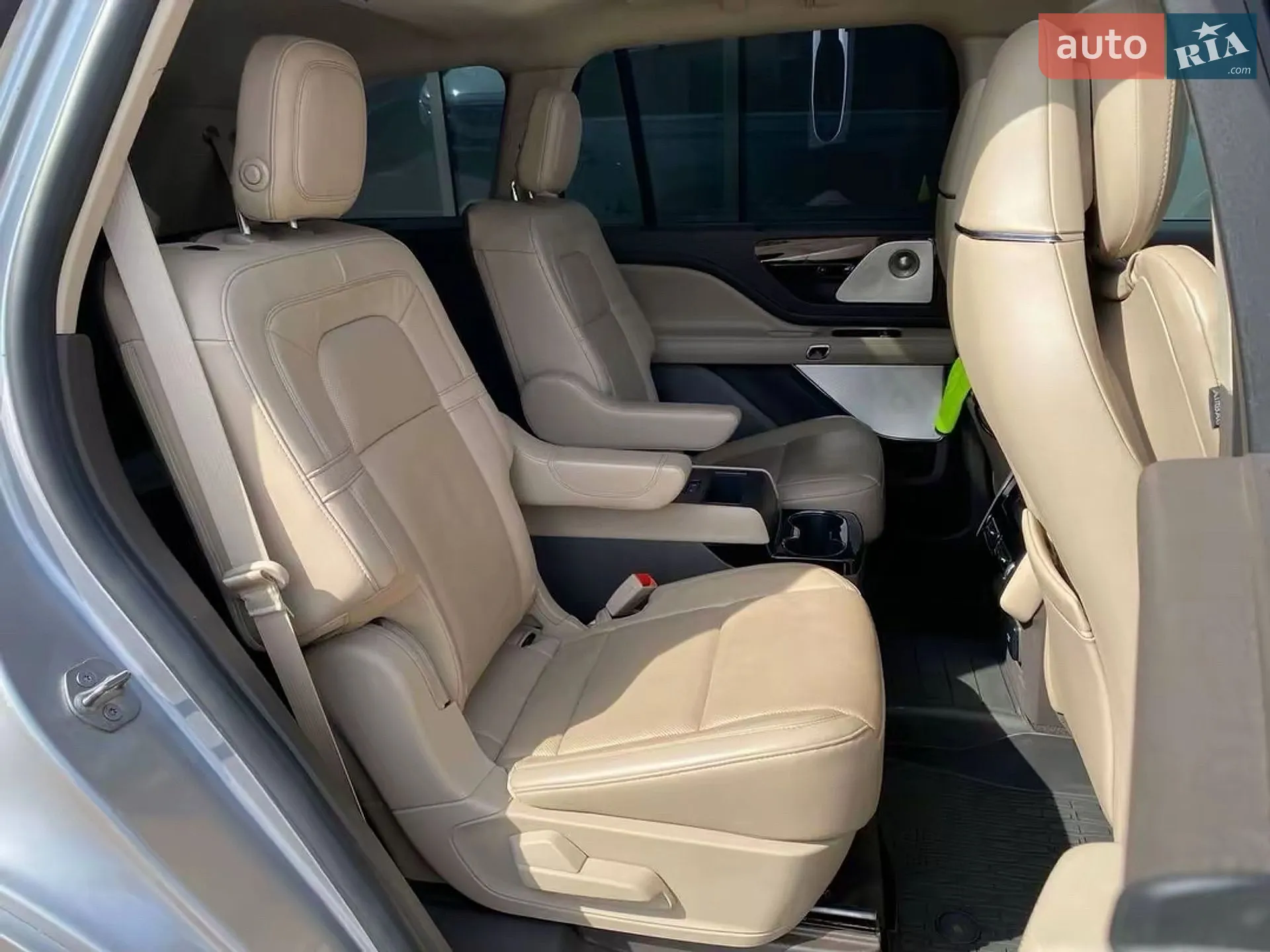 2019 Lincoln Aviator - мініатюра 22