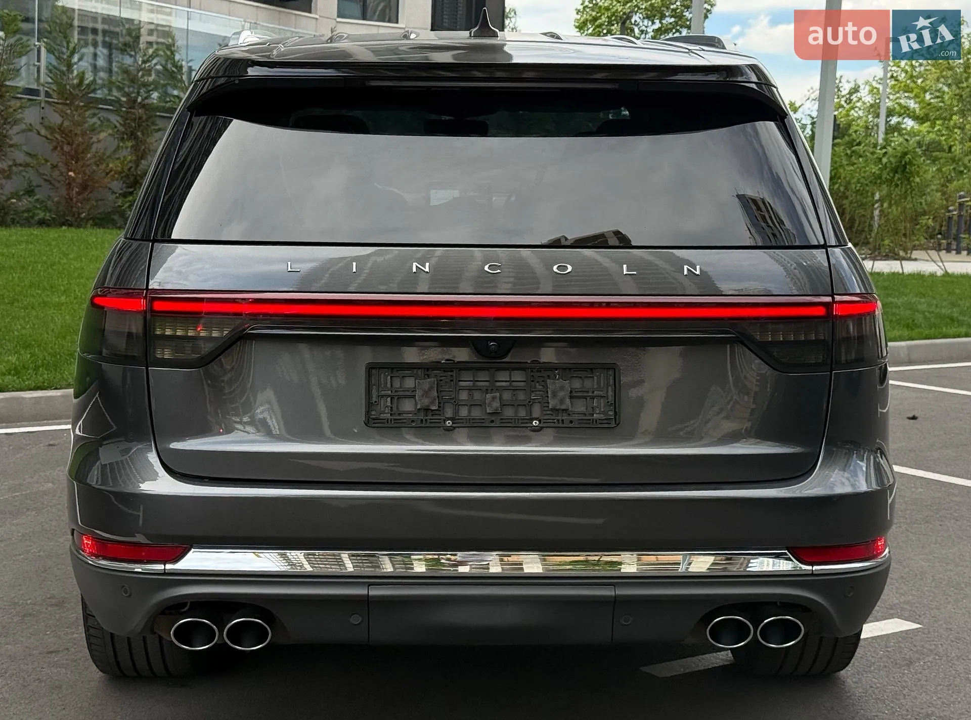 2019 Lincoln Aviator - мініатюра 4