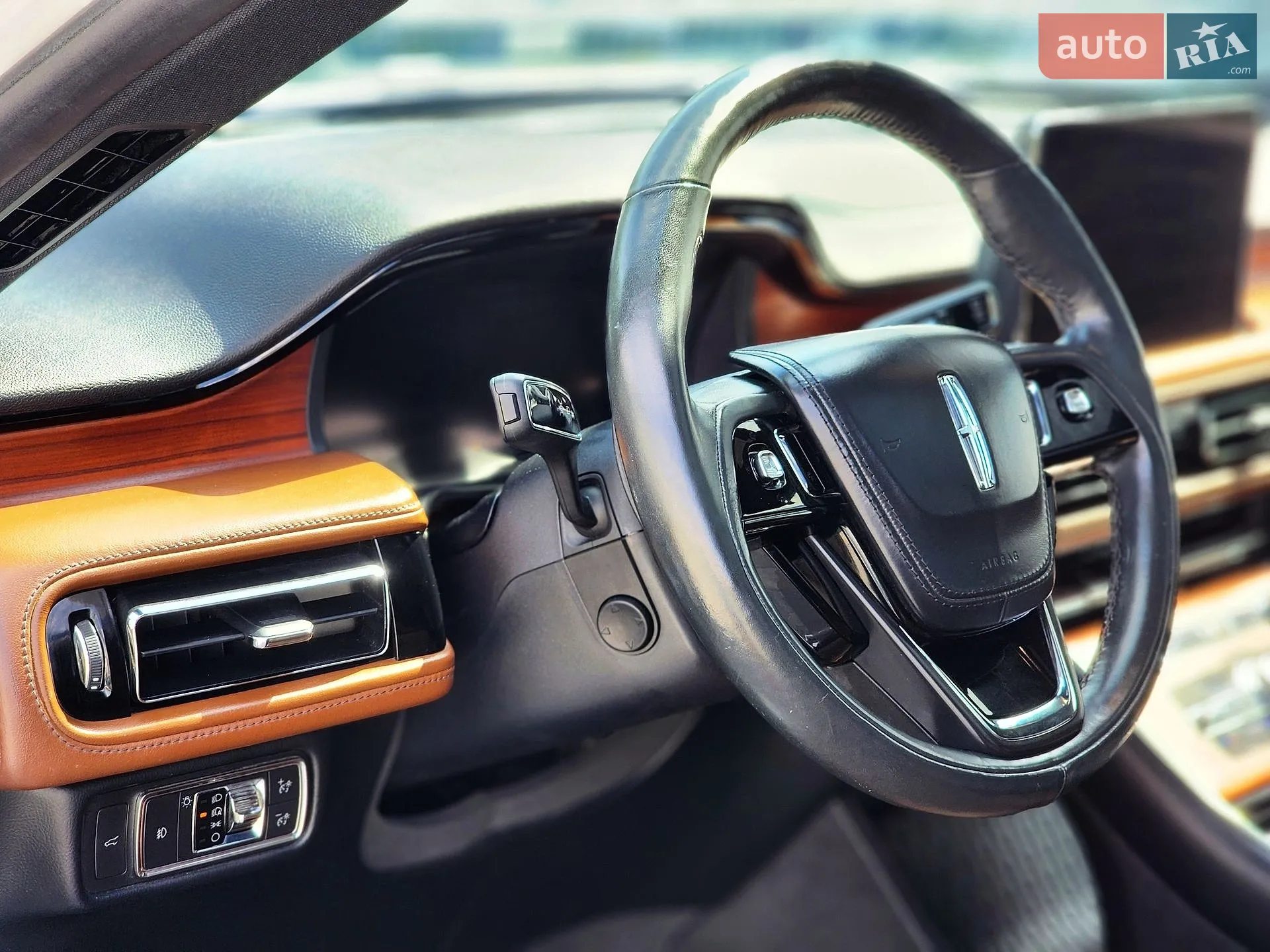 2021 Lincoln Aviator - мініатюра 6
