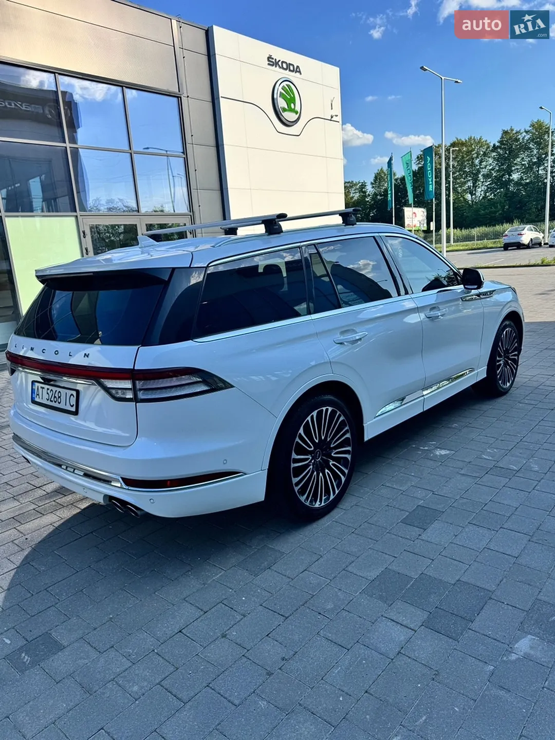 2020 Lincoln Aviator - мініатюра 5
