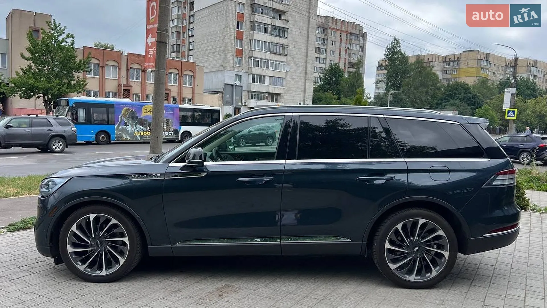 2021 Lincoln Aviator - мініатюра 5