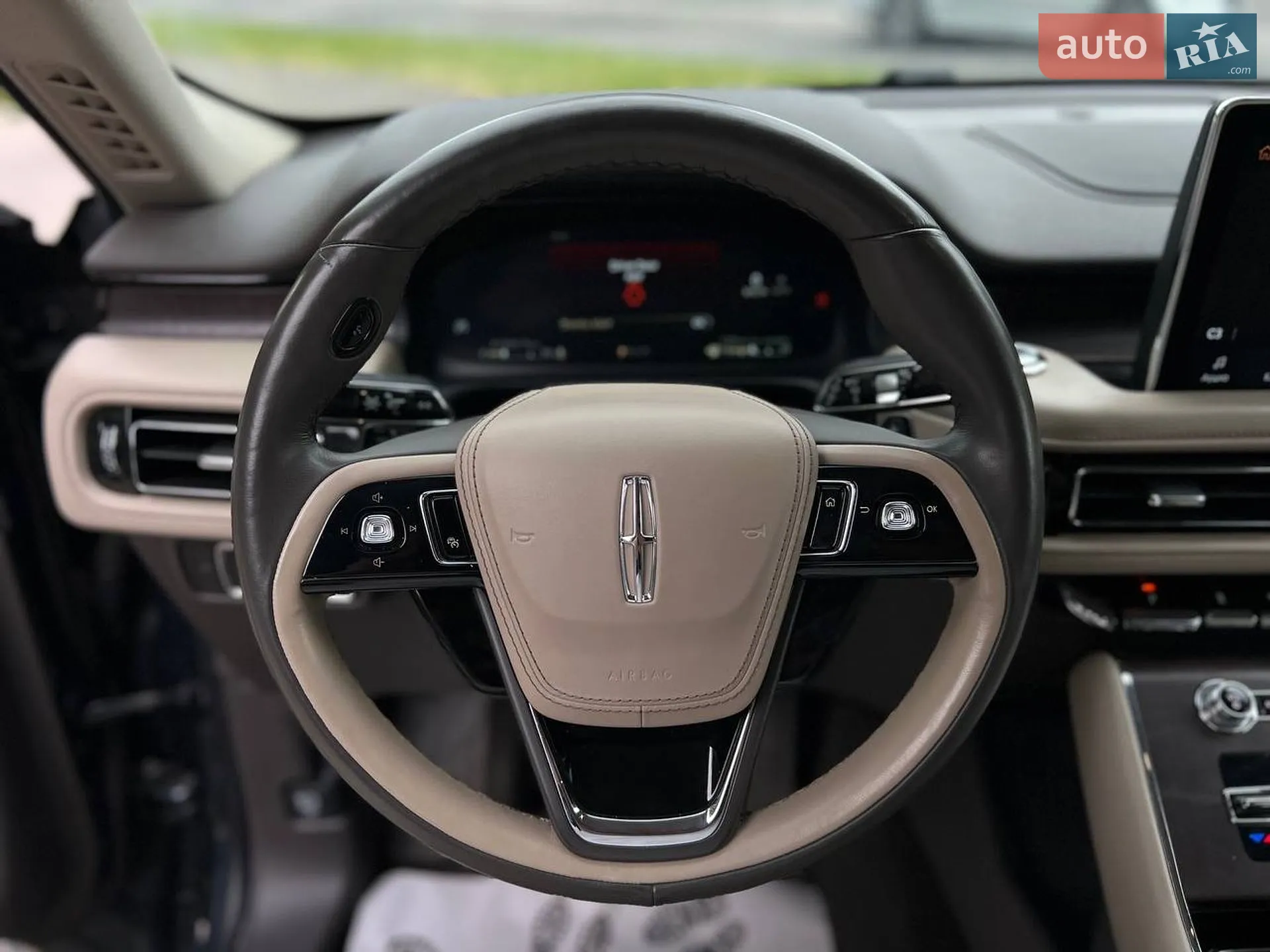 2021 Lincoln Aviator - мініатюра 10