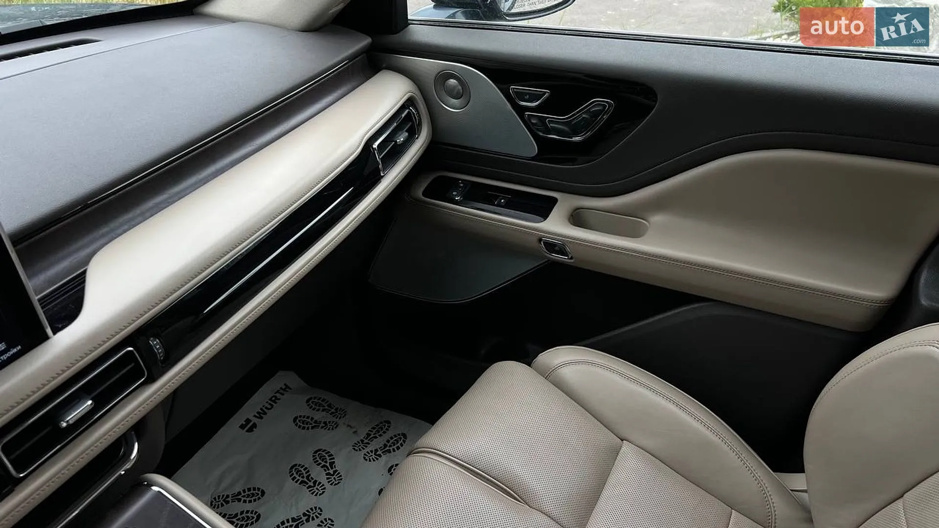 2021 Lincoln Aviator - мініатюра 14