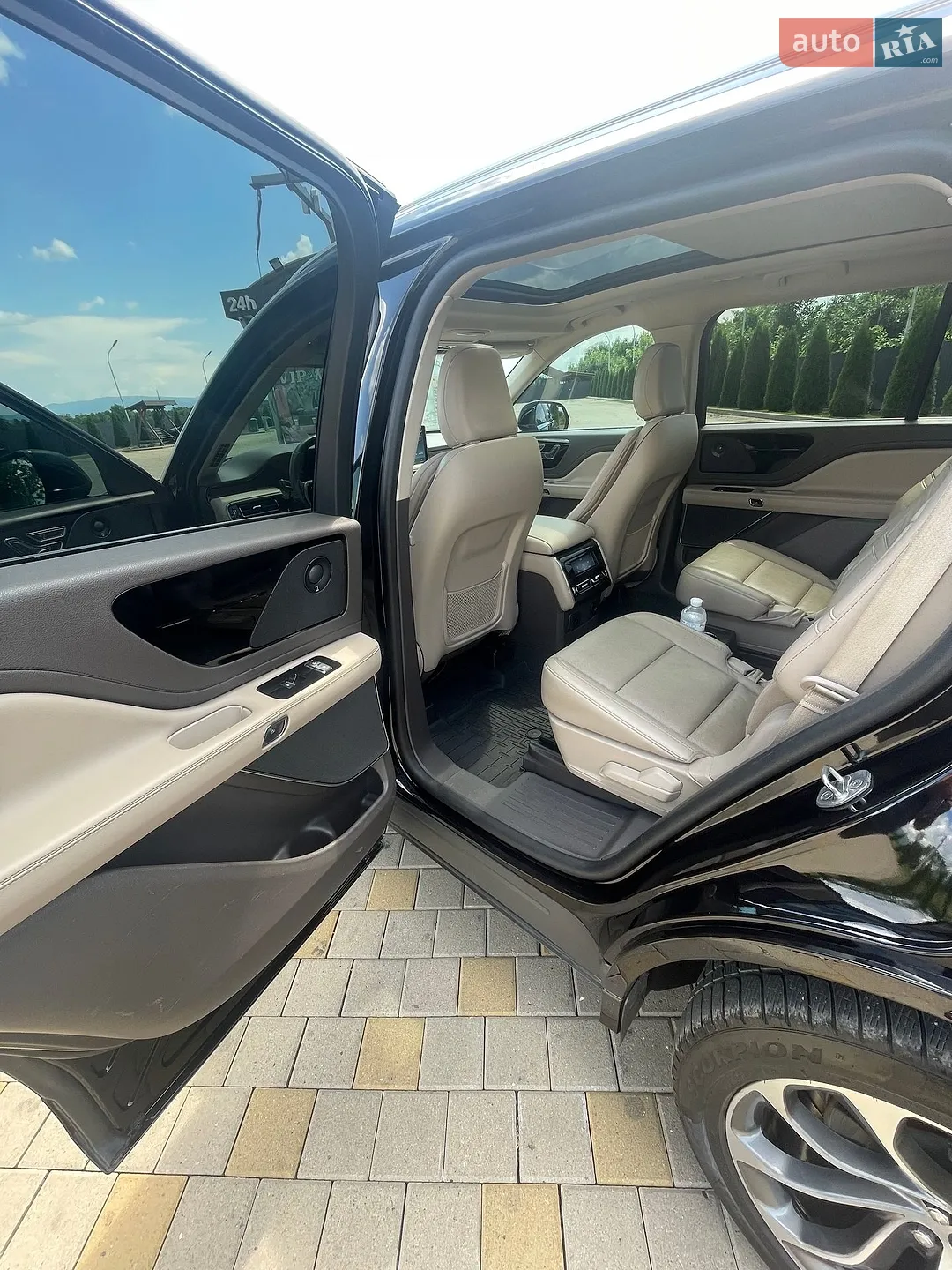 2022 Lincoln Aviator - мініатюра 38