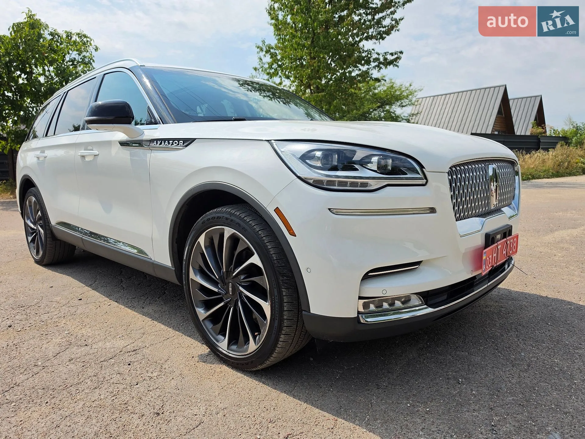 2021 Lincoln Aviator - мініатюра 3