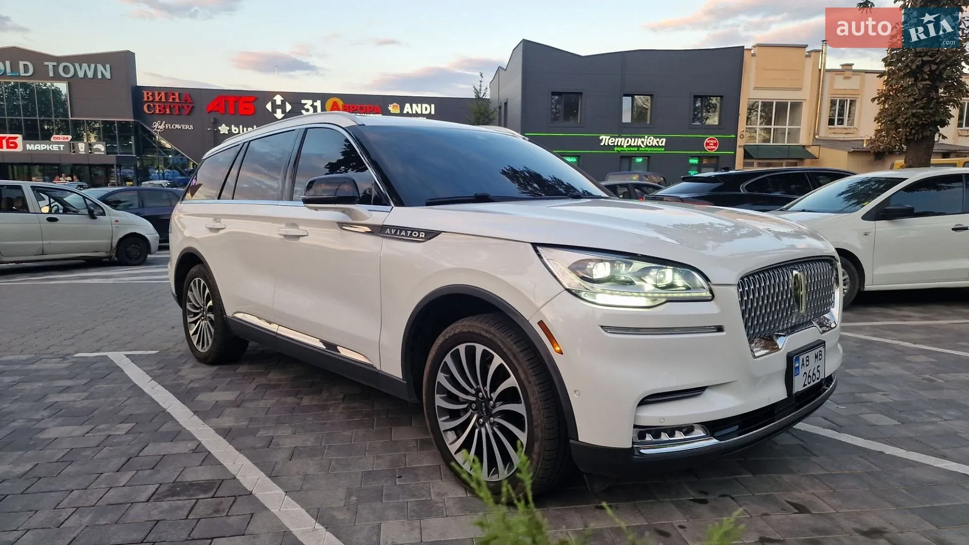 2021 Lincoln Aviator - мініатюра 6