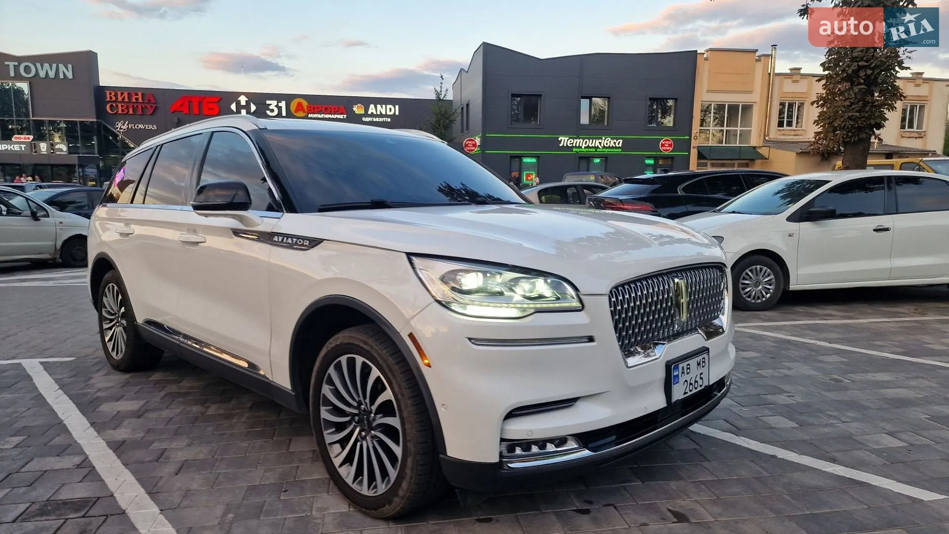 2021 Lincoln Aviator - мініатюра 7