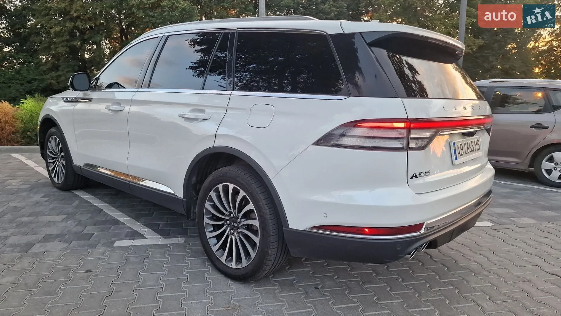 2021 Lincoln Aviator - мініатюра 16