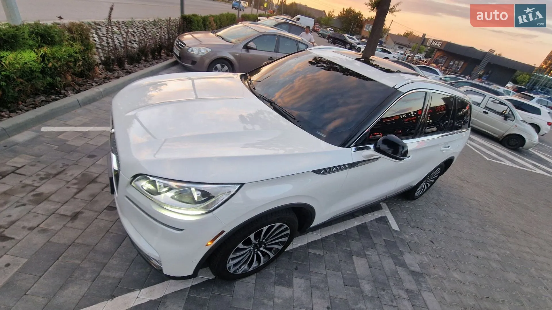 2021 Lincoln Aviator - мініатюра 22