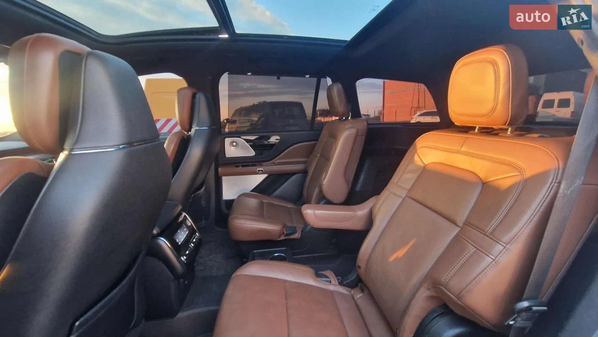 2021 Lincoln Aviator - мініатюра 28