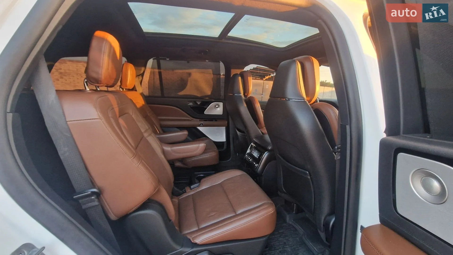 2021 Lincoln Aviator - мініатюра 33