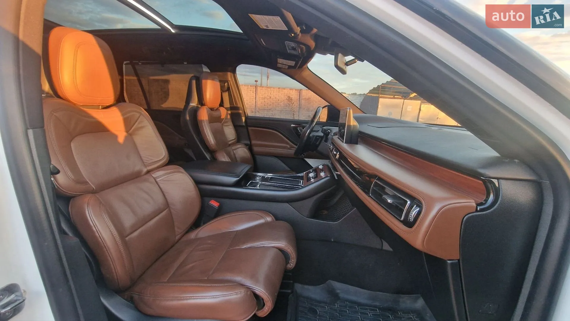 2021 Lincoln Aviator - мініатюра 34