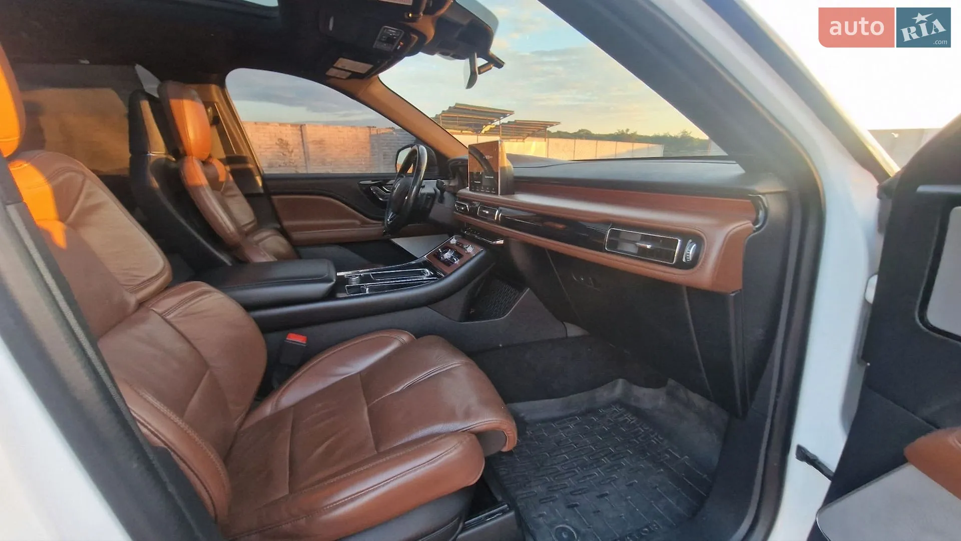 2021 Lincoln Aviator - мініатюра 35