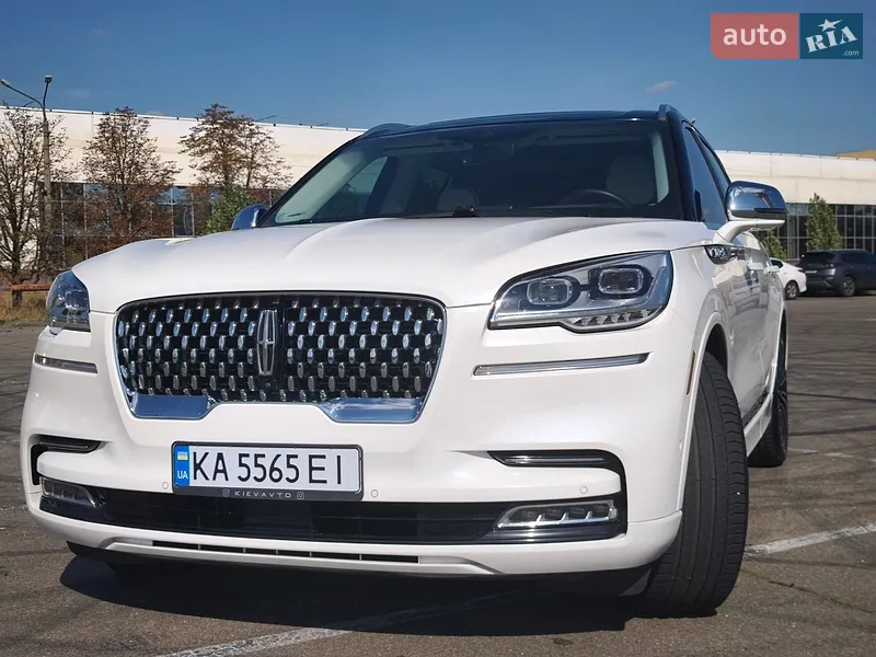 Lincoln Aviator