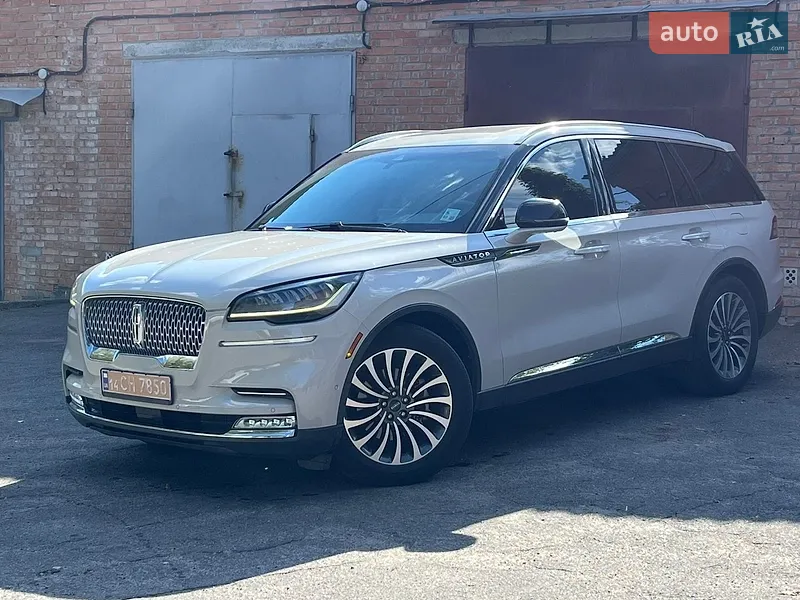 Lincoln Aviator