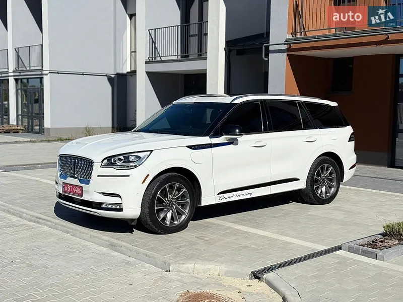 Lincoln Aviator