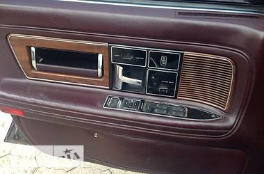 Седан Lincoln Continental 1988 в Николаеве