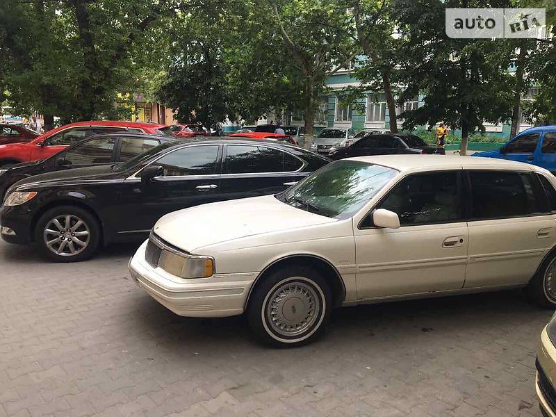 Седан Lincoln Continental 1990 в Києві