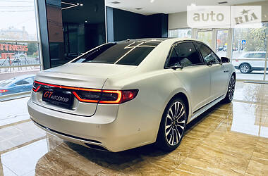 Седан Lincoln Continental 2017 в Киеве