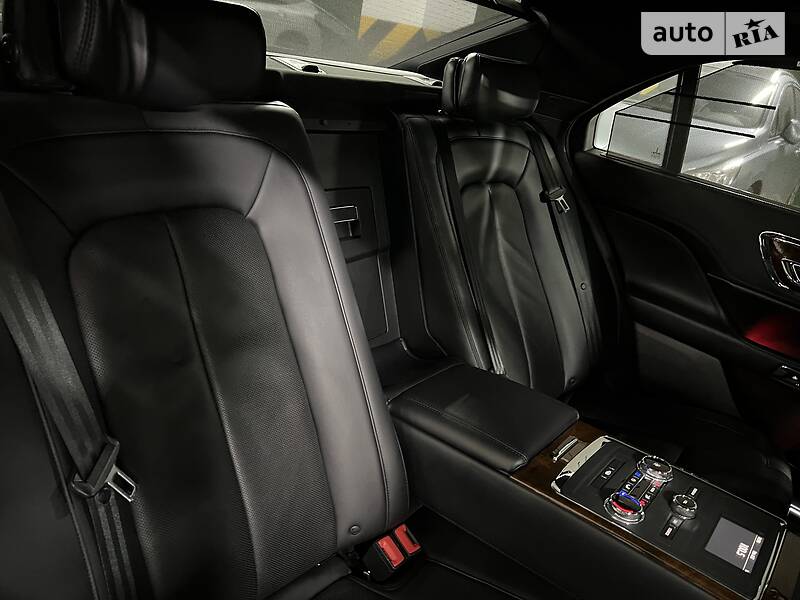Седан Lincoln Continental 2018 в Києві