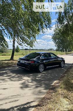 Седан Lincoln Continental 2017 в Переяславе