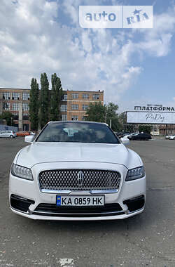 Седан Lincoln Continental 2018 в Киеве