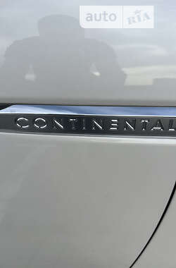 Седан Lincoln Continental 2017 в Одесі