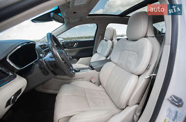 Седан Lincoln Continental 2019 в 