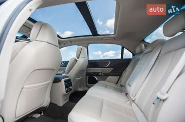 Седан Lincoln Continental 2019 в 