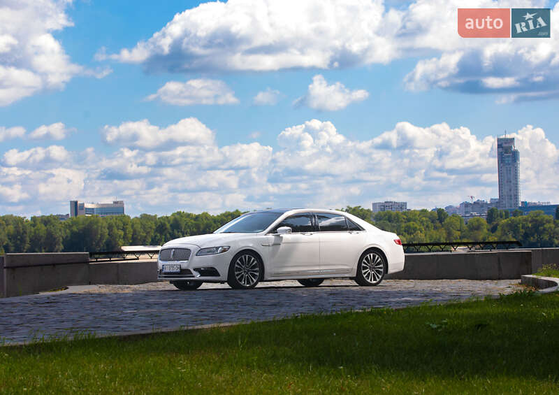 Седан Lincoln Continental 2019 в 