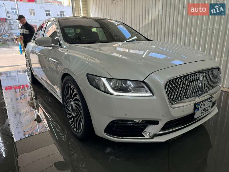 Седан Lincoln Continental 2019 в Одессе