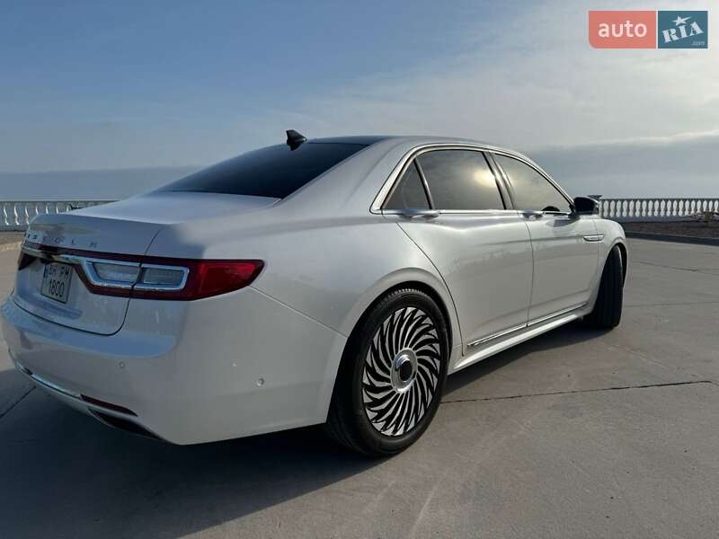 Седан Lincoln Continental 2019 в Одессе