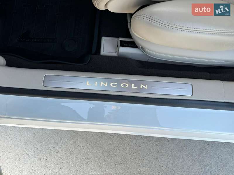 Седан Lincoln Continental 2019 в Одессе