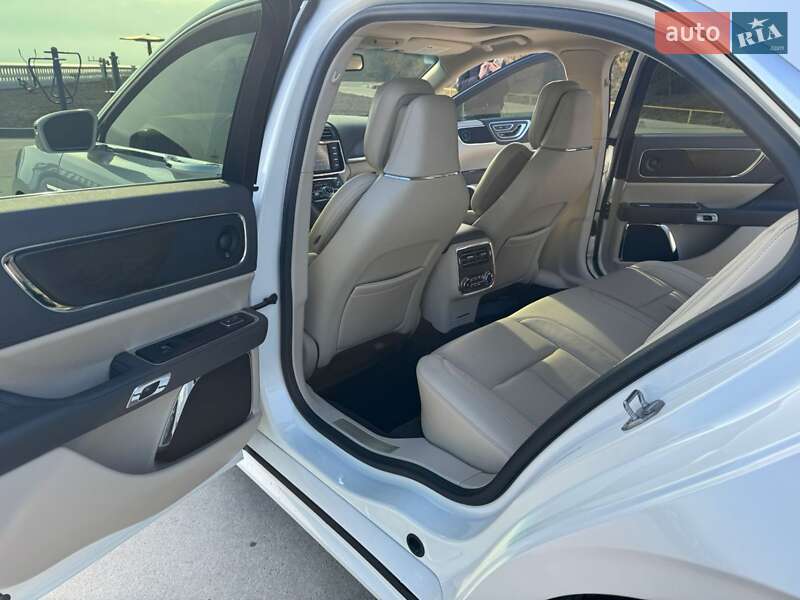 Седан Lincoln Continental 2019 в Одессе